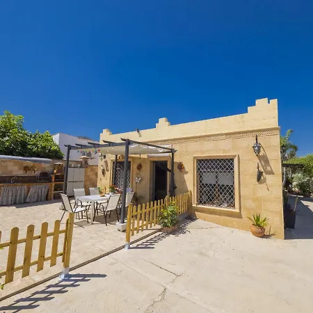 Cubo's Casa La Abuela Pepi